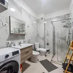 Unbeatable Location - Walkable 公寓 *