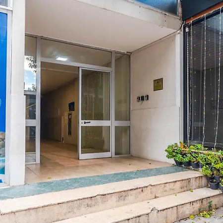 Unbeatable Location - Walkable Appartement Tirana